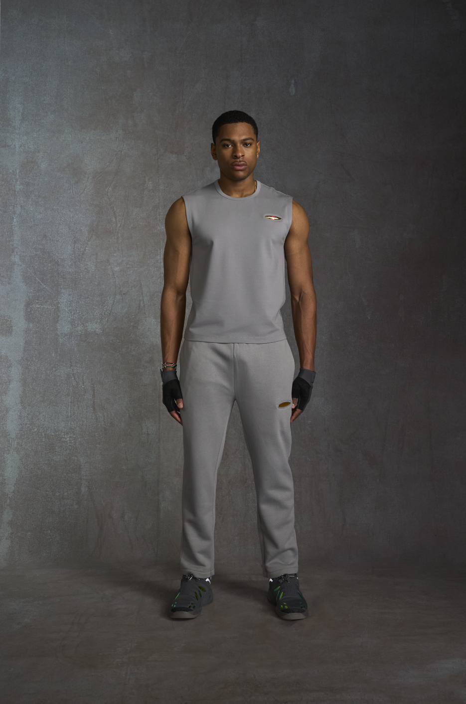 KINETIC FITTED SLEEVELESS T-SHIRT - Grey Nebula – 741 Performance KINETIC FITTED SLEEVELESS T-SHIRT - Grey Nebula – 741 Performance