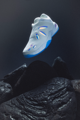 Rover - White Noise [Big Kids] - Additional Image 7