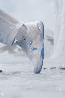 Rover - White Noise [Big Kids] - Additional Image 3